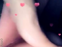 Stacked amateur teen satisfies her sexual urges on webcam