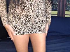 Lady Luciana Gaping Perv in Waiting Room